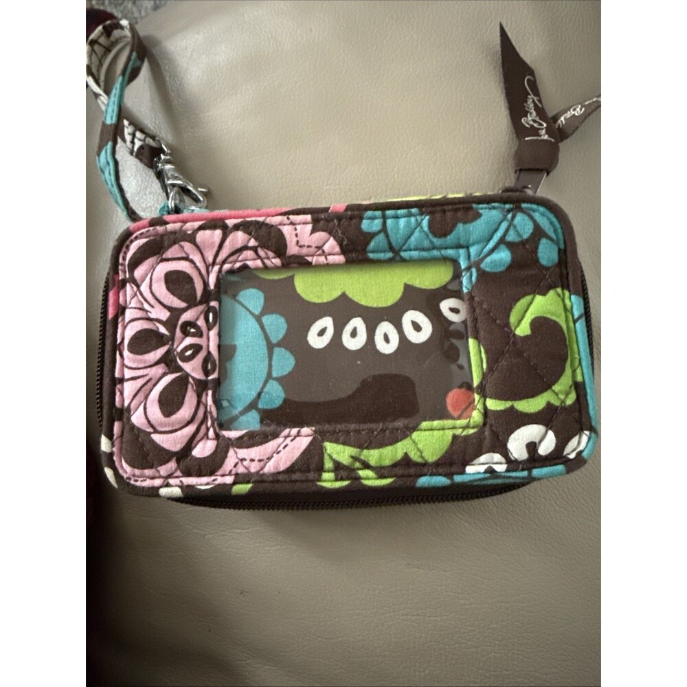 Vera Bradley Lola All In One Quilted Floral Wallet Wristlet Retired Pattern